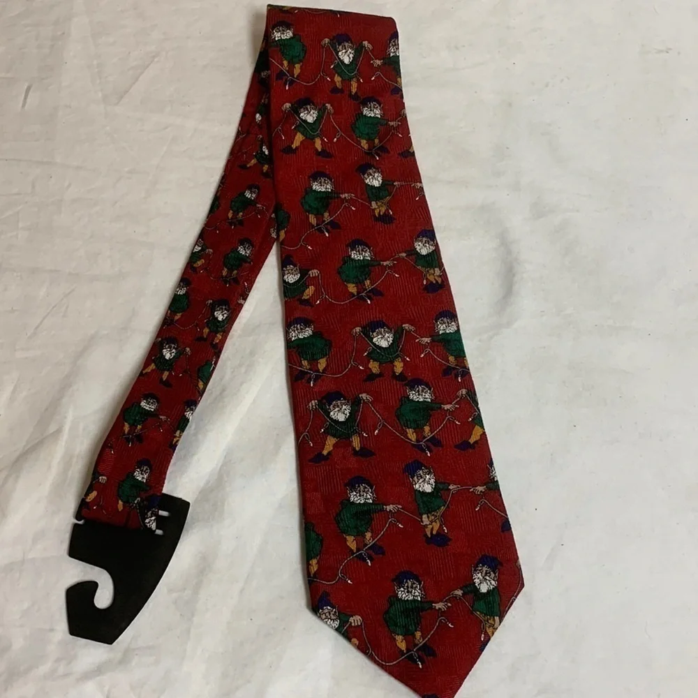 NWT J Z Richards 100% Hand Crafted Silk Ghome Graphic Dress Tie